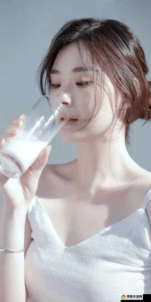 美女露 100%尿孔无档图片：极致私密视角，挑战视觉极限